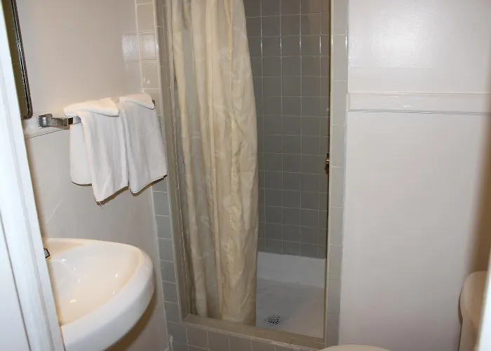 Hotel Surf 2*